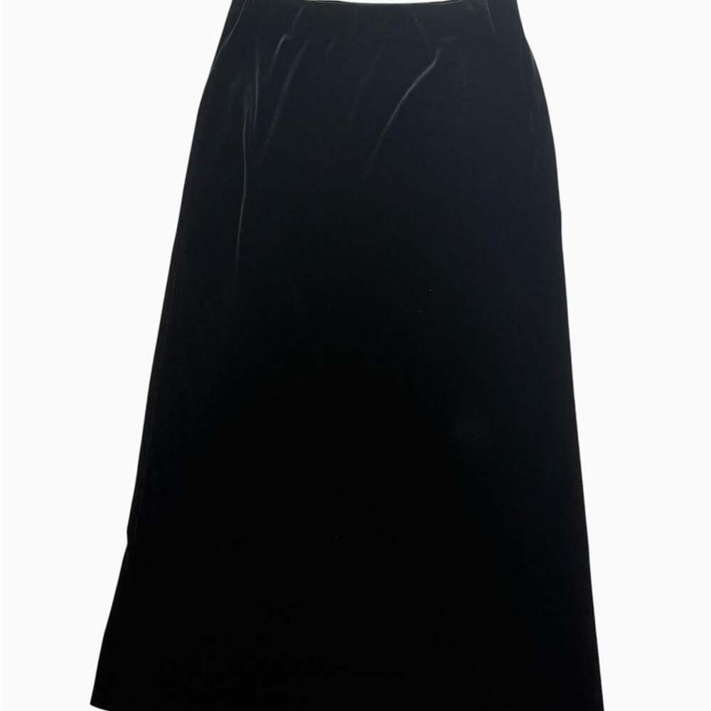 Women's Black Skirt